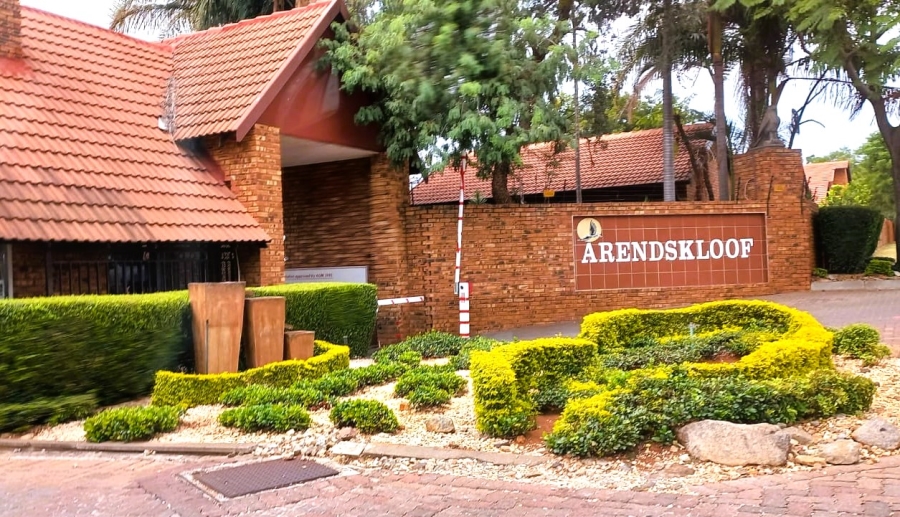 3 Bedroom Property for Sale in Safari Gardens North West